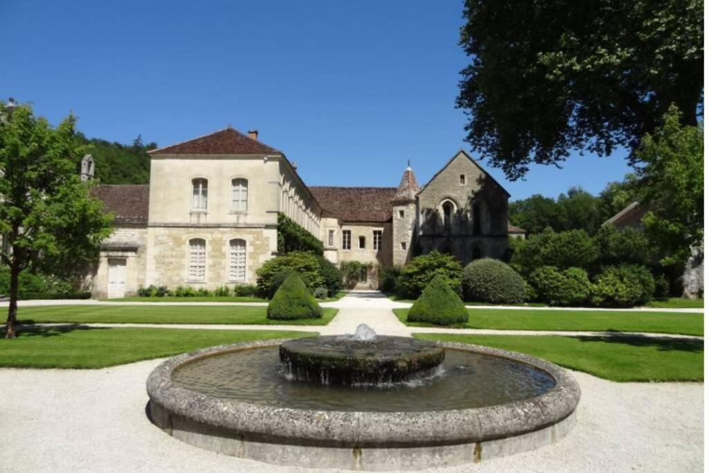 Charmante Maison Bourguignonne Avec Grand Jardin Et Parking Montbard Eksteriør bilde