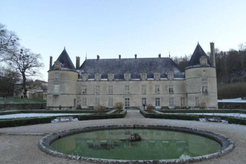 Charmante Maison Bourguignonne Avec Grand Jardin Et Parking Montbard Eksteriør bilde