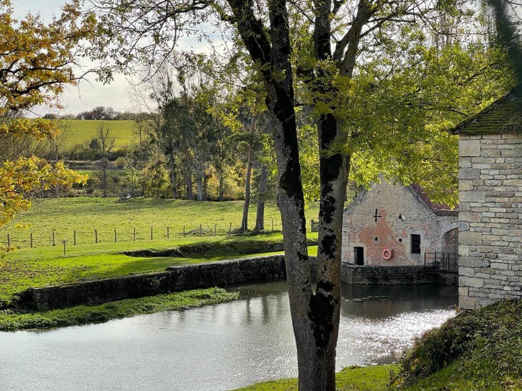 Charmante Maison Bourguignonne Avec Grand Jardin Et Parking Montbard Eksteriør bilde